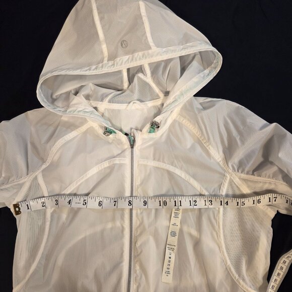 Lululemon light athletic jacket - Picture 6 of 14